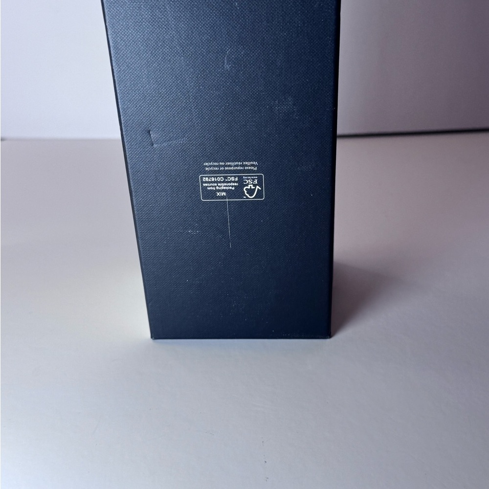 3/$15 Jo Malone London Cream and Black Box 7x4x3 - Picture 4 of 10